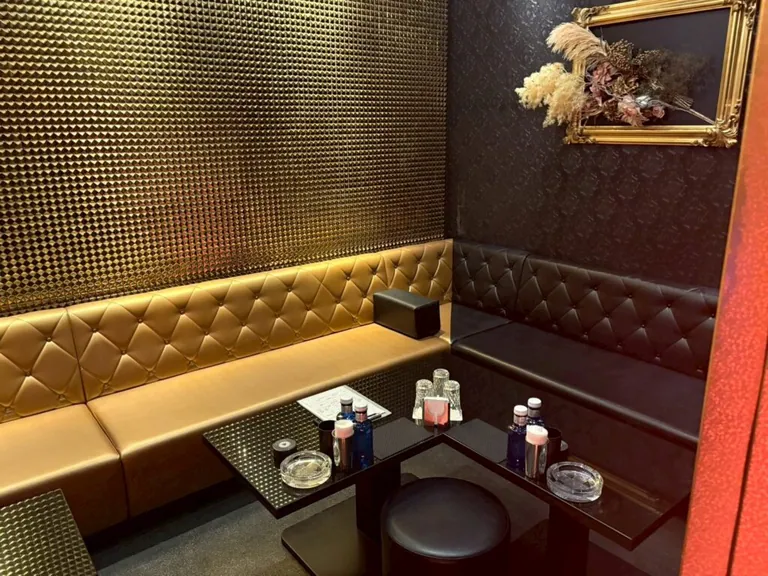 ミントの店内