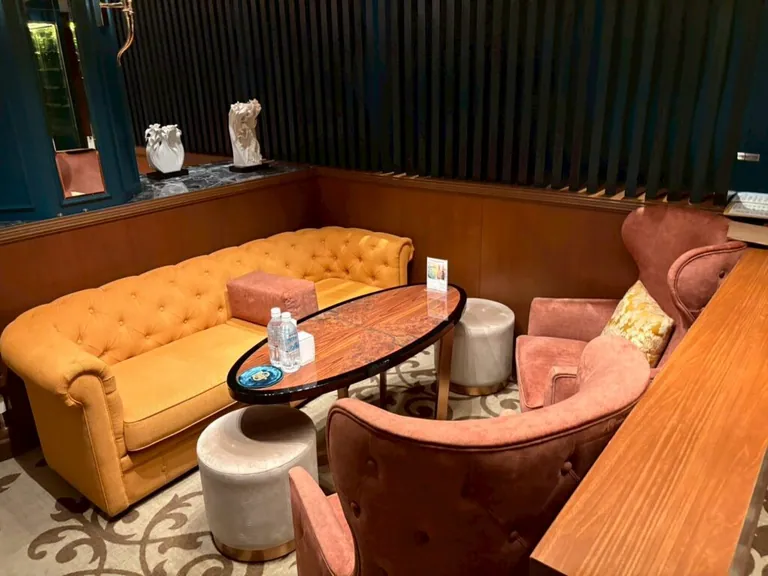 ピロポの店内