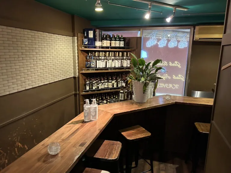 ワイナリーの店内