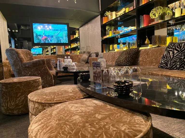 リュアーグの店内