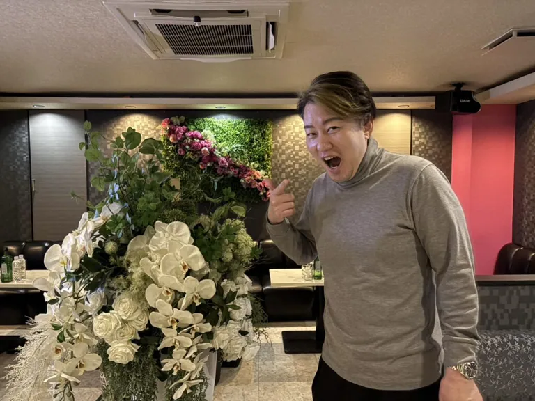 クレヨンの店内