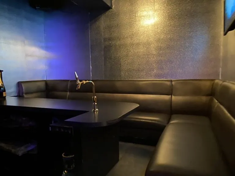 リリーの店内