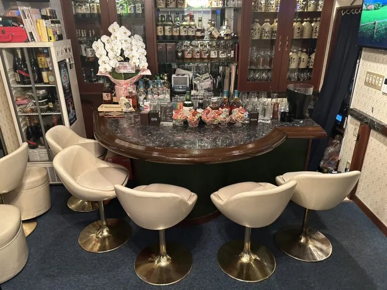 ジャロの店内