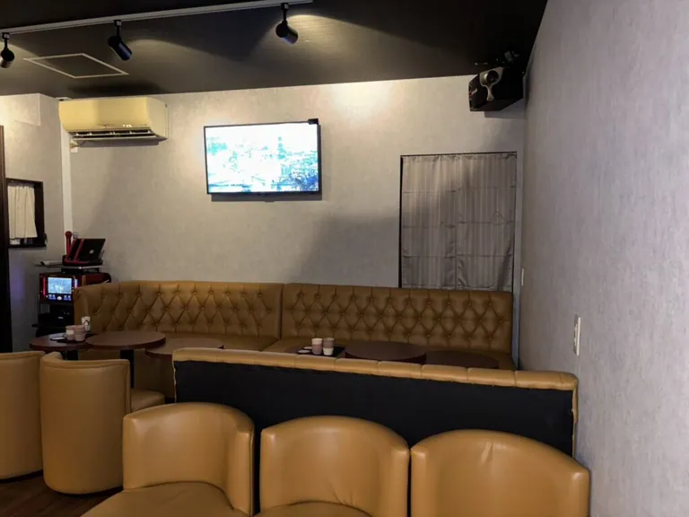 アイドマの店内