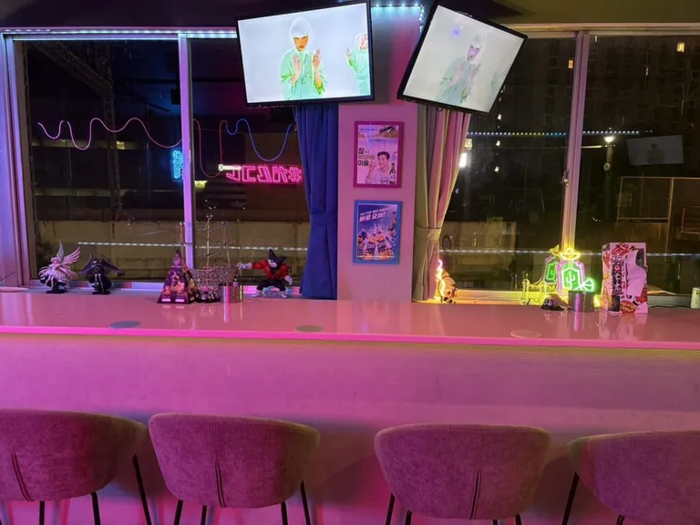 ガールズコレクションの店内
