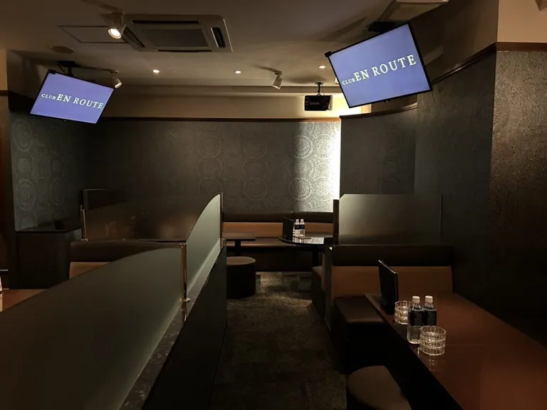 アンルートの店内