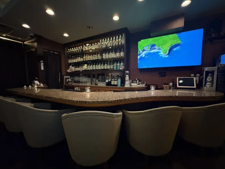 レオンの店内