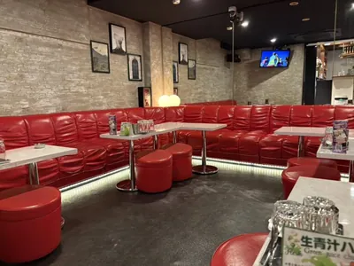 コロン （Girl’s bar & Lounge COLON）の店内