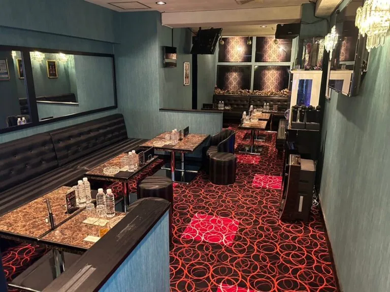 ラグジーの店内