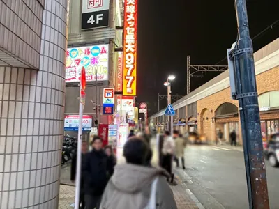 吉祥寺　ジョーカーへの道順 5／7：一つ目の左手路地を左折します。