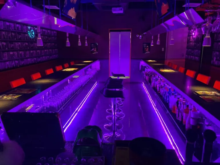 ルナリアの店内