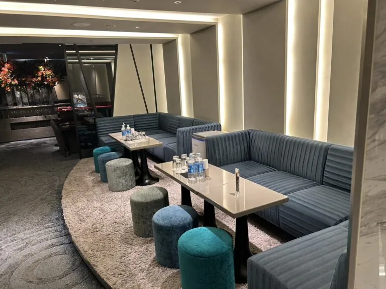 クラブ オー （club　O）の店内
