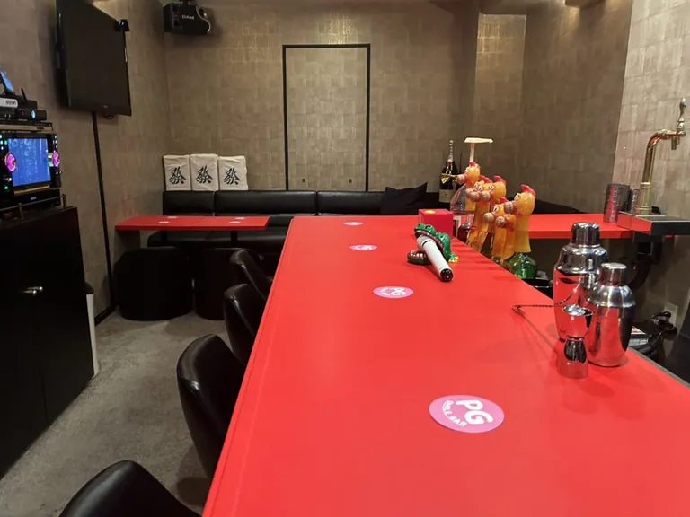 PG （SMILE BAR ピージー）の店内