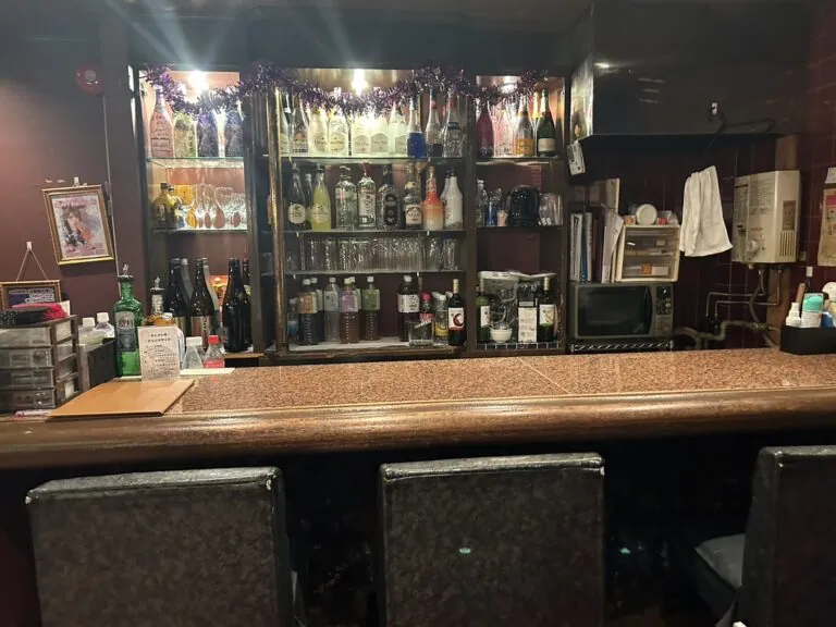 赤羽 フラワー (Girl’s Cafe FLOWER)の店内