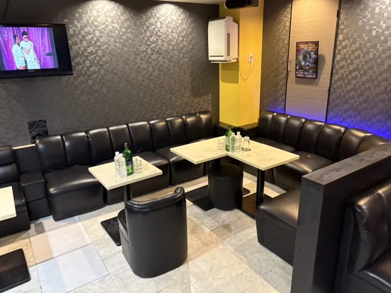 バスキアの店内