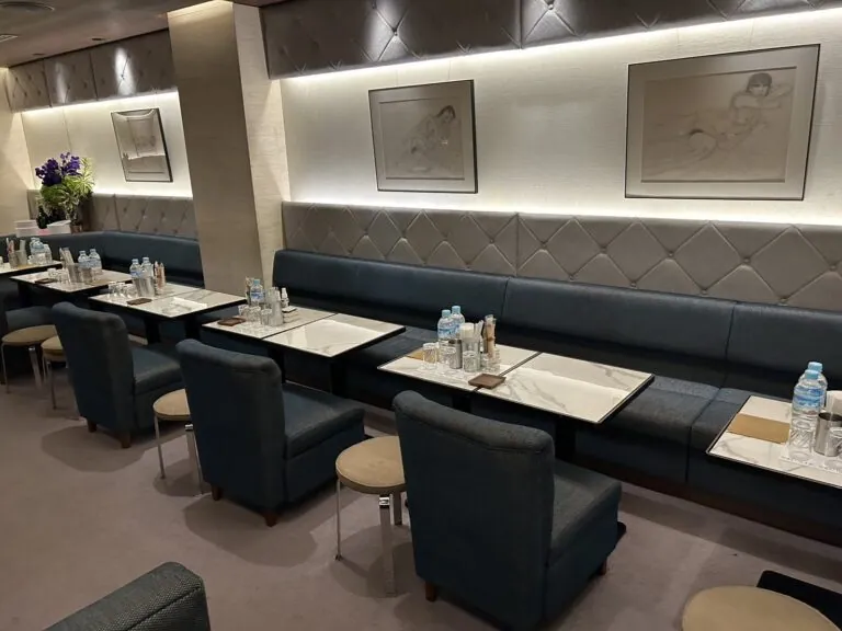 サードフロアーの店内