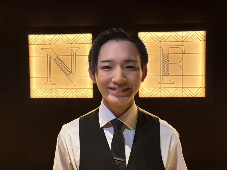 ドンフィンの店内
