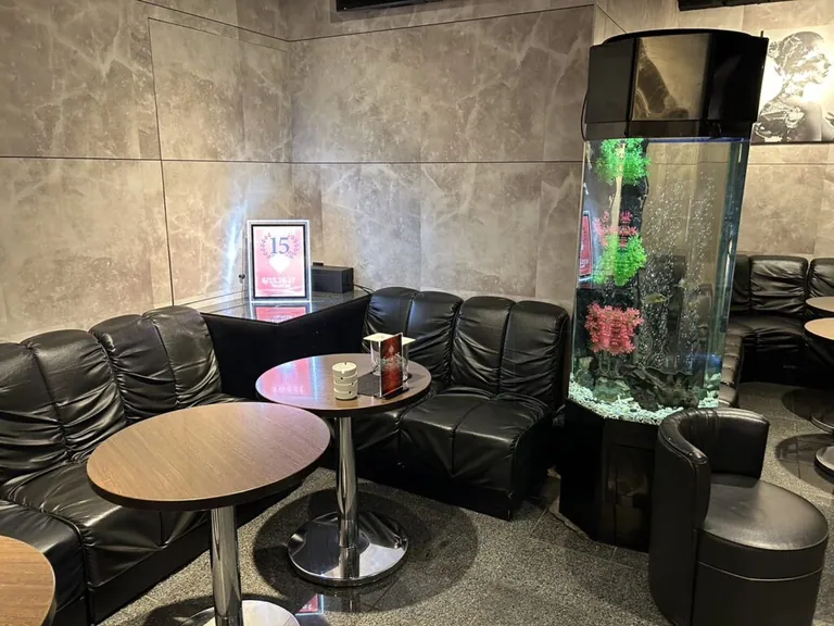 スイートの店内