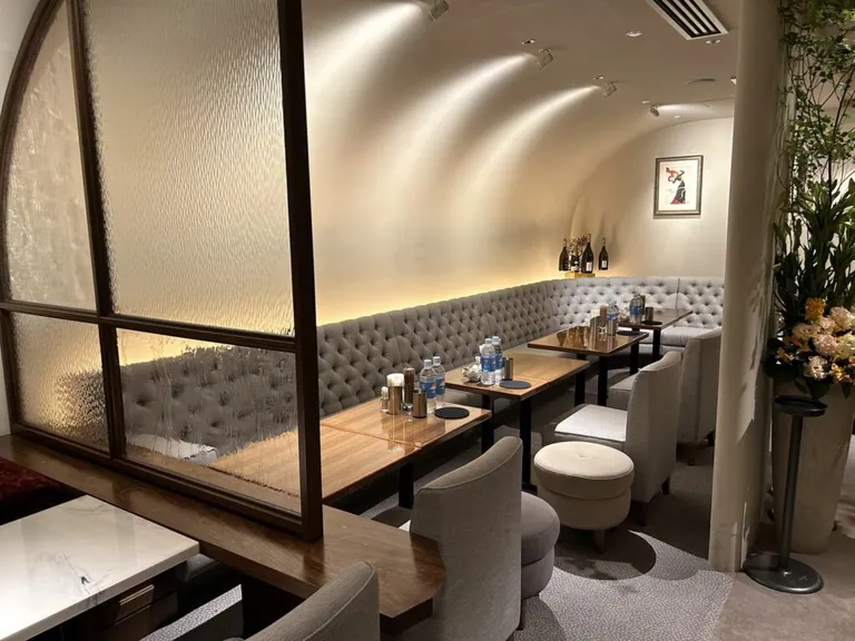 モネ （MoNe＋）の店内