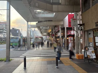 巣鴨　グランドキャニオンへの道順 4／5：横断歩道を渡った後一つ目の路地を右折します。