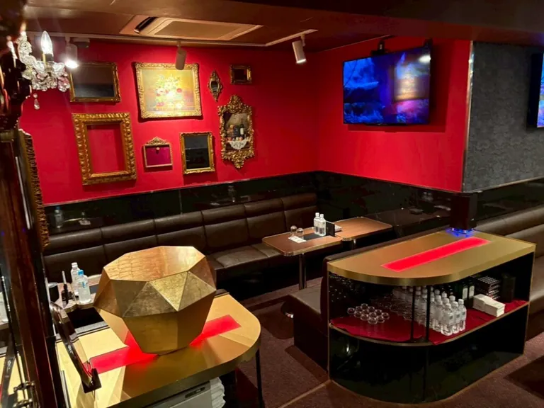 ルーズリュクスラウンジ （Lu’s luxe lounge）の店内