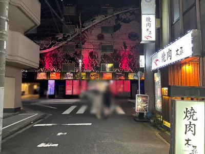 蓮 （レン）への道順 9／10：突き当りまで出たら右折します。