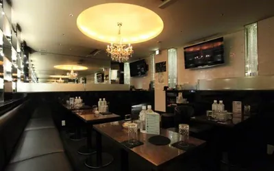 TNC （ティーエヌシー）の店内