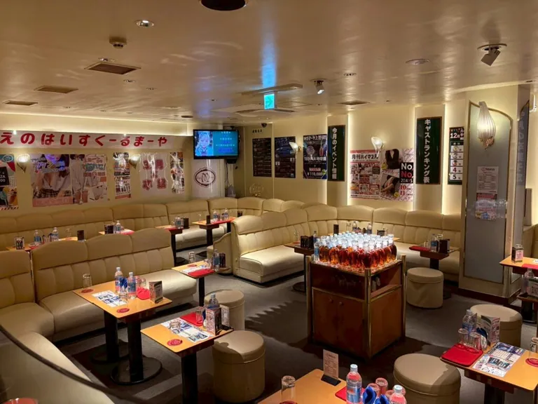 マーヤの店内