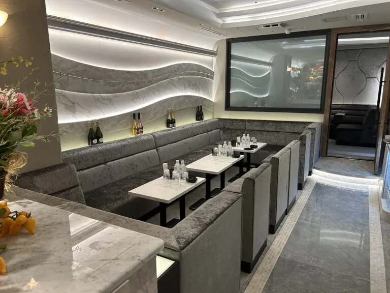シンの店内