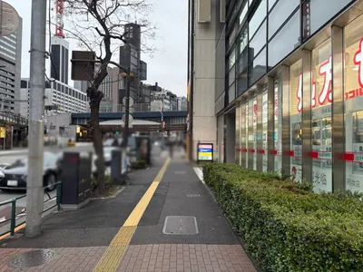 ラクロレ （Club La Coloré）への道順 2／11：道路を左手に直進します。