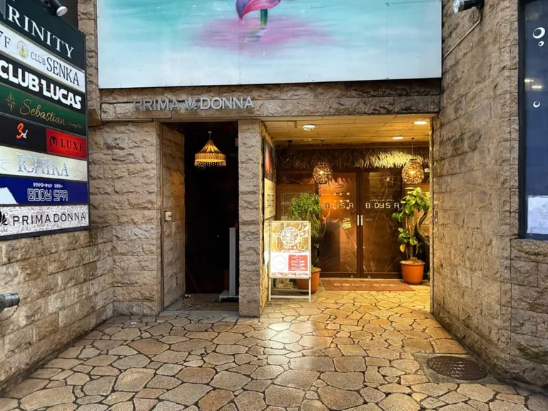 セバスチャンの店内