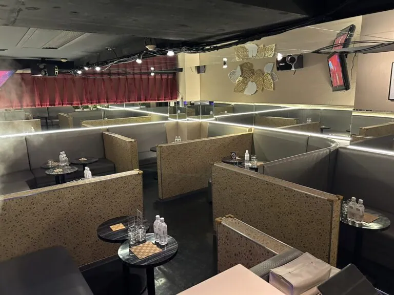 フェリスの店内