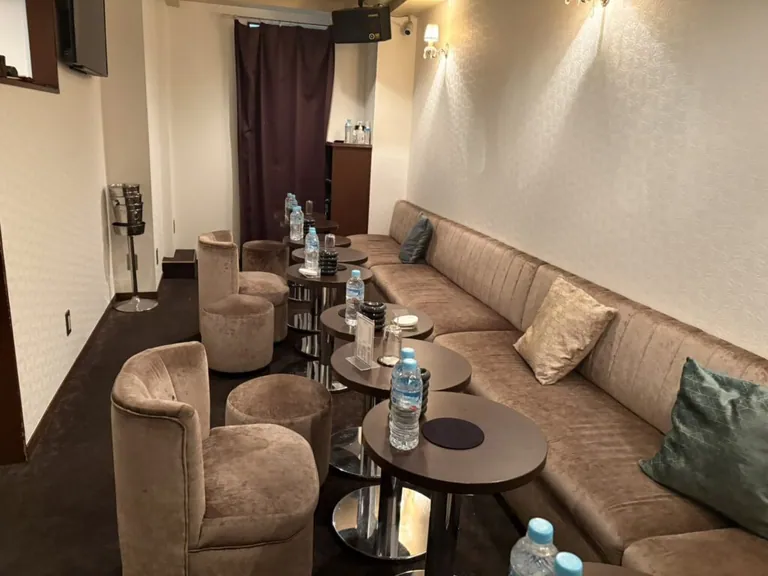 クロムの店内