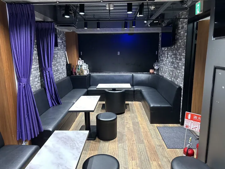 プラナの店内