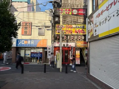 ゴールドへの道順 4／5：突き当りを右折します。