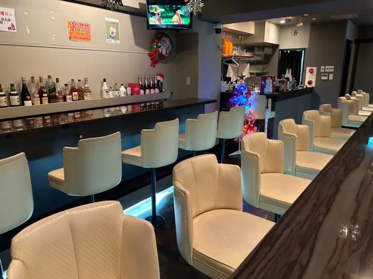 シュラーナ （shula’na）の店内