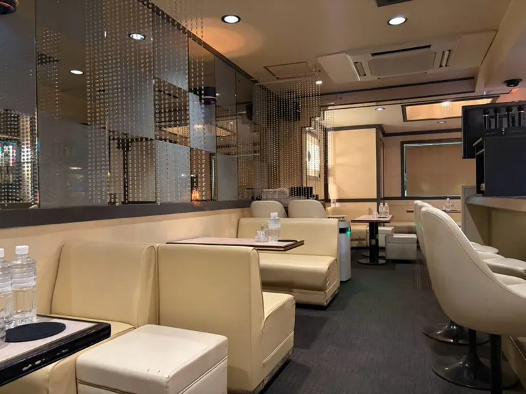 ステージの店内