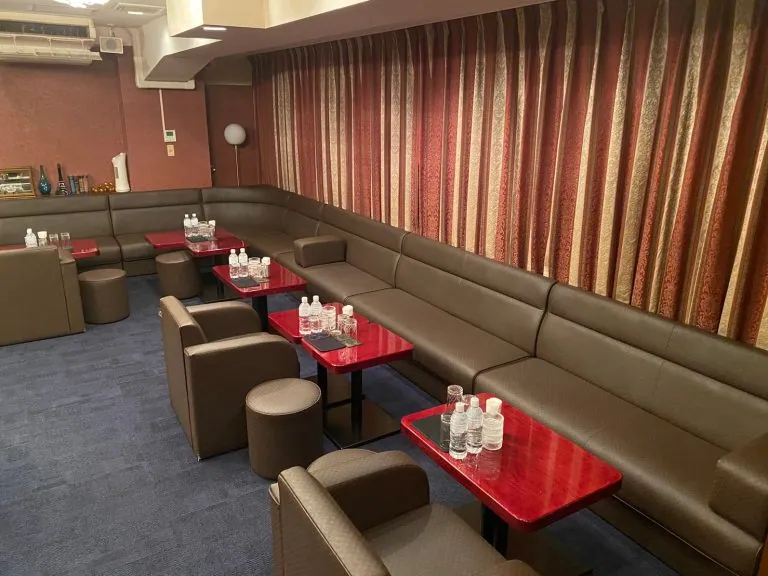 レイの店内