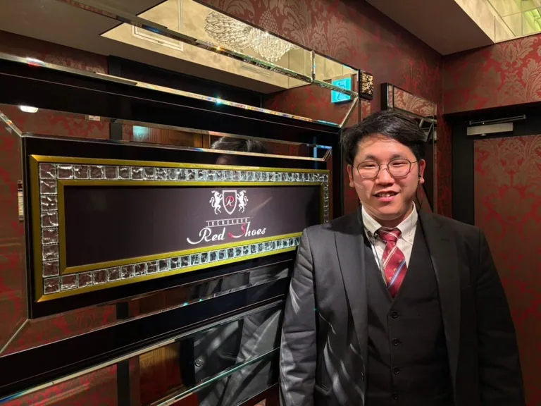 レッドシューズの店内