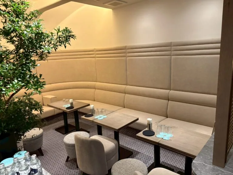 メニルの店内