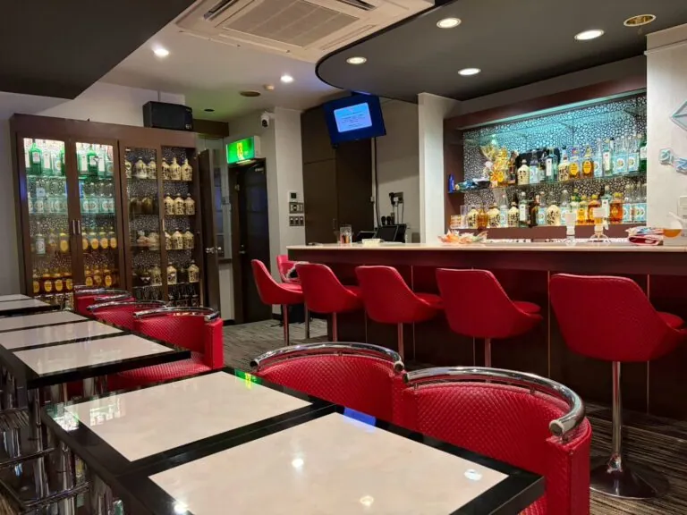 かえでのへやの店内