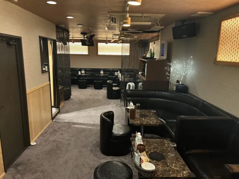 レイの店内