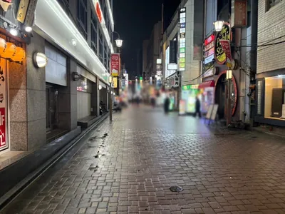 リップルへの道順 5／7：直進します。