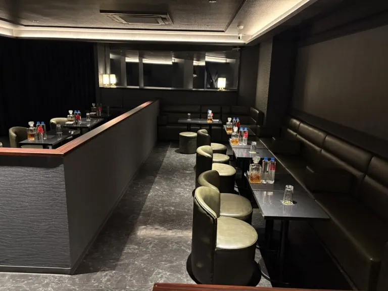 川越　レジーナの店内