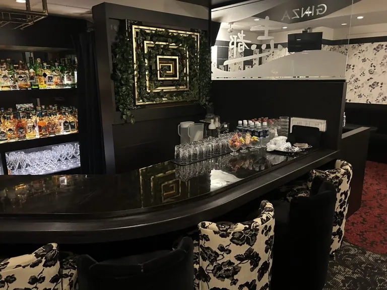 志都 （しと）の店内