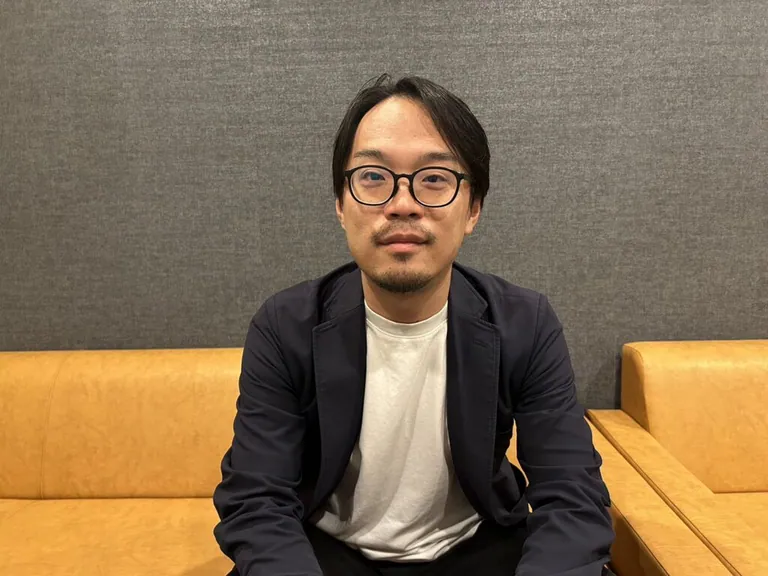 ヒルコレスナックの店内