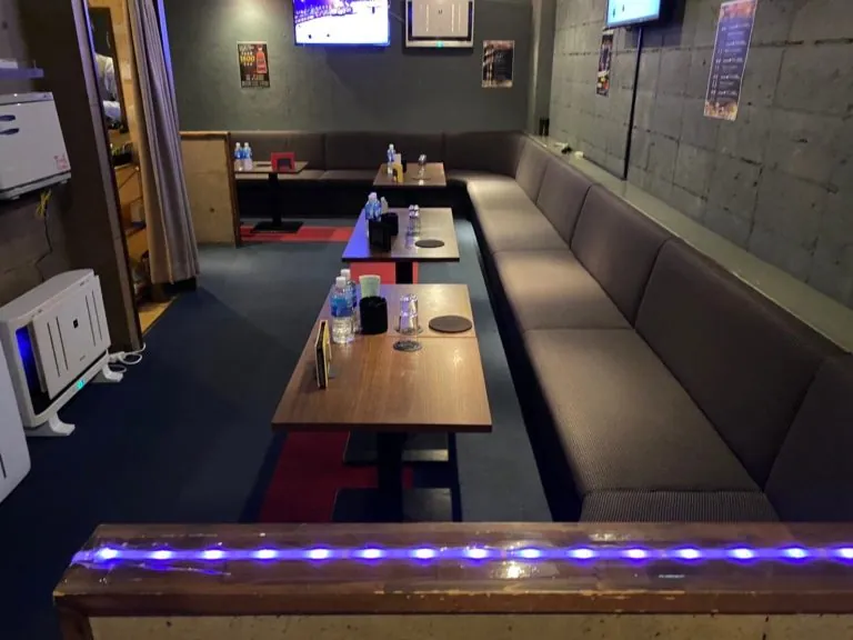 レイの店内