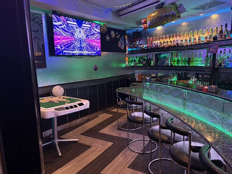 ロン （Girl’s Bar RON）の店内