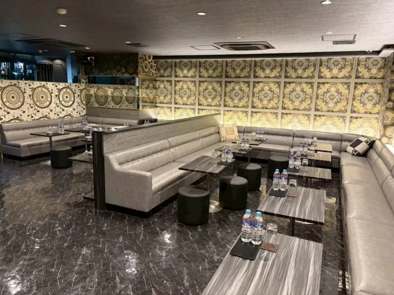 ルミナスの店内