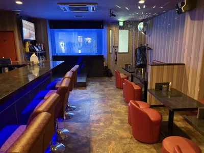 イーストブルーの店内
